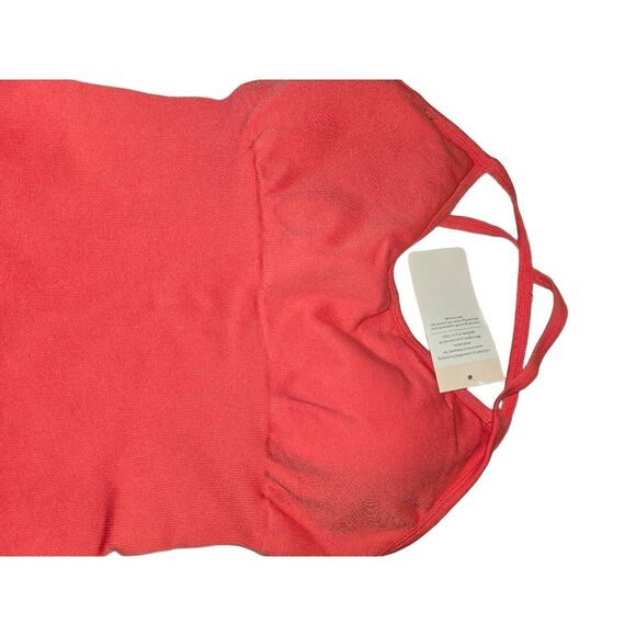 Lulucheri Women's Red backless athletic   romper - Picture 5 of 9